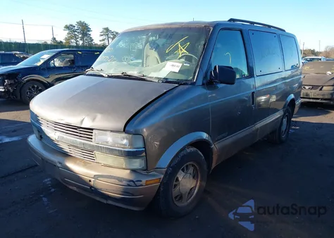 2000 Chevrolet Astro from USA, damaged, VIN 1GNDM19W9YB159741